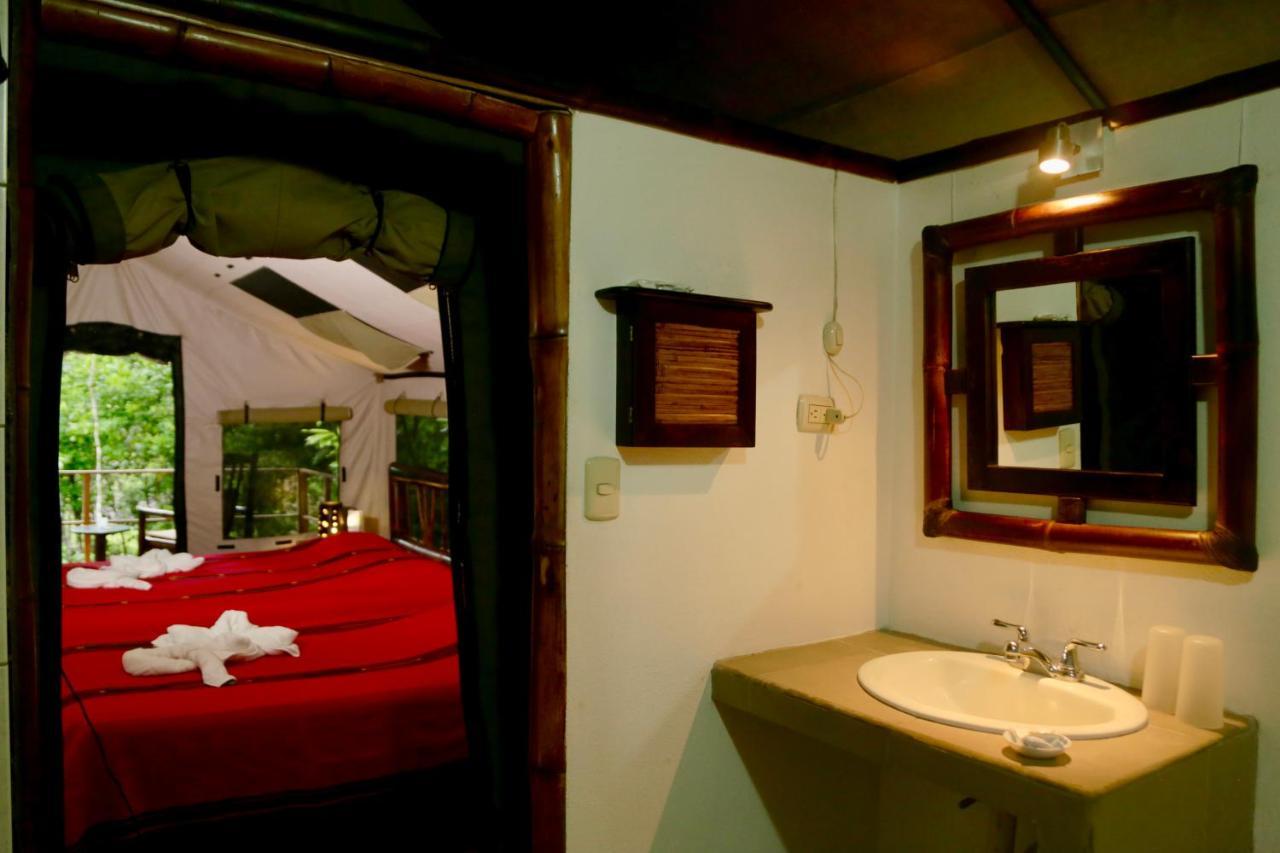 Rio Tico Safari Lodge Punta Mala Eksteriør billede